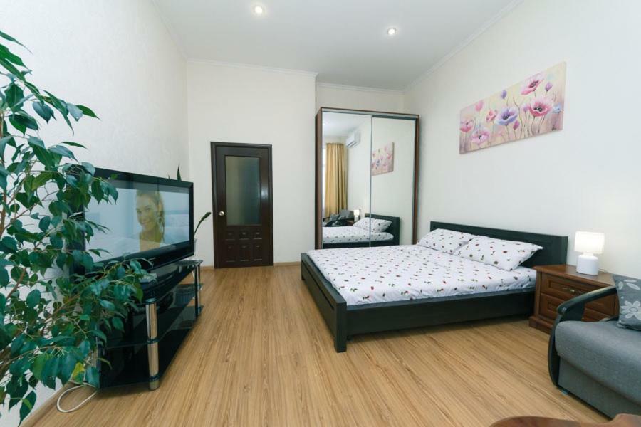 Apartment On Saksahanskoho Street 基輔 外观 照片